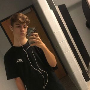 Meet your Posher, Damion